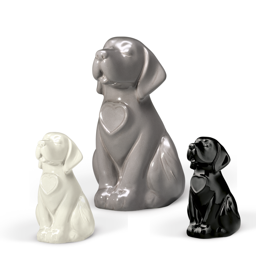 Porzellanurne sitzender Hund mit Herz